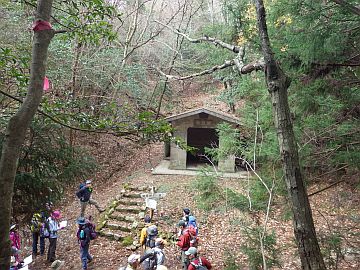 中倉峠を見下ろす 中倉峠を見下ろす