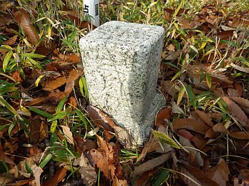 茶臼山三角点 茶臼山三角点