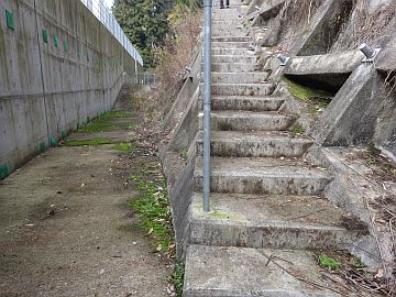 茶臼山下山口 茶臼山下山口