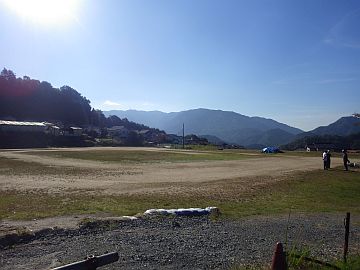白木山を望む 白木山を望む